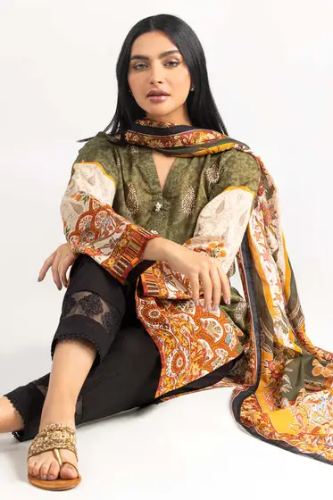 Gul Ahmed Lawn Suit 2022