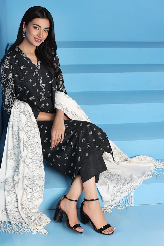 Nishat Linen Winter Sale 2023