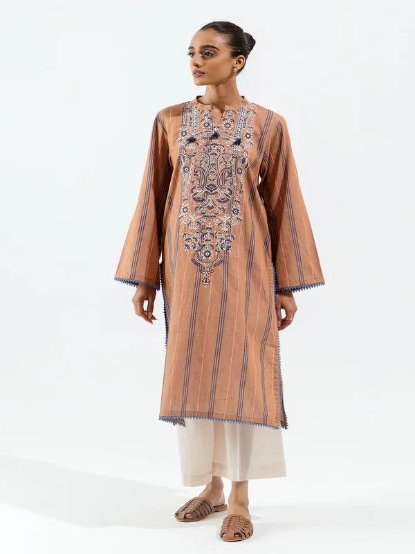 BeechTree unstitched lawn collection showcasing elegant printed unstitched suits