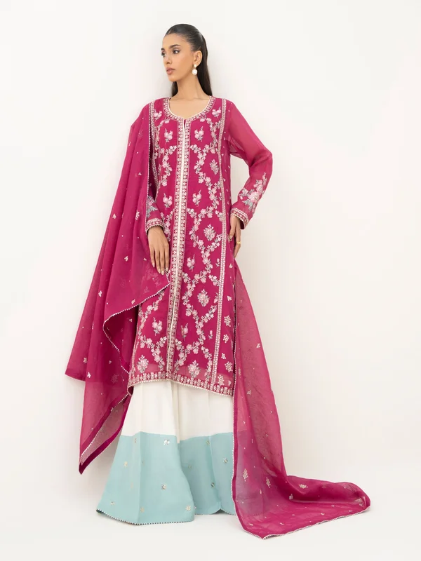 Sapphire unstitched lawn collection at 50% discount for women