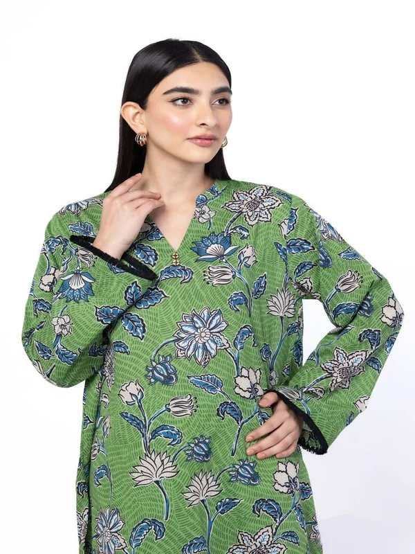 Khaadi khaddar sale women collection with warm fabric and stylish designs